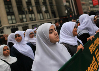 “SIGURNOSNI BALON”: Zašto sve više Amerikanaca muslimana odlučuje da svoju djecu šalje u islamske škole