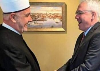 BAKIROVA „GULAŠ DEMOKRATIJA“:  Bosna ide u Evropu, a SDA u opoziciju – kuda ide Islamska zajednica?