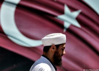 VJERSKI RADIKALI, PRISILNI BRAK I AKP: Umjesto Gülenovog pokreta Erdogan protežira džemat “Ismail Aga”