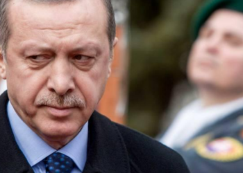 HOĆE LI SULTAN POČINITI ISTU GREŠKU KAO RUSKI IMPERATOR: Erdogan planira rat i obračune kako bi sačuvao svoju kožu?!