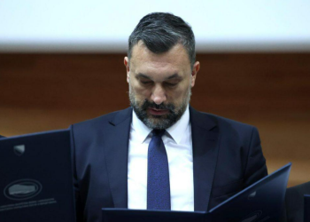 PRVI (RAS)KORAK KONAKOVIĆA: Ili će prvo vratiti ukradenu ikonu Zelenskom, ili će uručiti odlikovanje Putinu?!