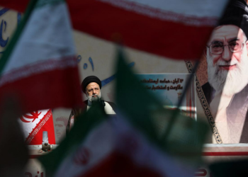 IRANSKI DEMONSTRANTI ŽELE PROMJENU REŽIMA: Amerika bi im trebala pružiti ruku