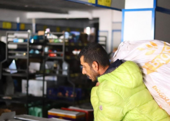 ŠIRE SE JEZIVE SNIMKE KRAĐE I GRABEŽI PO TURSKOJ: Pljačke i linčovanja na području pogođenom potresom?