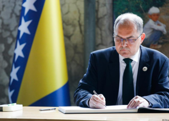 GRUNTOVČANI DOBILI BITKU ALI NE I RAT: Raspodjela državne imovine jedan je od uvjeta za zatvaranje OHR-a