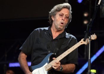 ERIC CLAPTON SLAVI 78. ROĐENDAN: “Nisam znao ko mi je otac, a za majku sam mislio da mi je starija sestra”