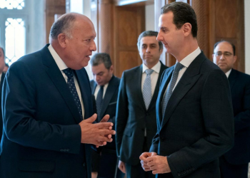 STISAK KRVAVIH RUKU Al-Anani: Zašto arapski diktatori žure da rehabilituju sirijskog Asada