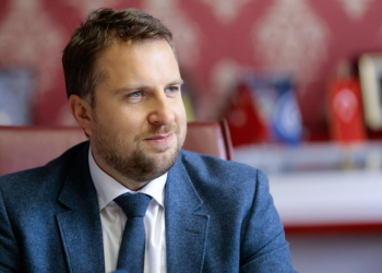 TRAGIČAN SUNOVRAT (MLADO)MUSLIMANSKE IDEOLOGIJE : Našu djecu otjerali su na „mrski zapad“, a svoju u zatvore