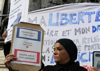ZAR MUSLIMANKE NISU ŽENE? Karimi: Muslimanke pod velom i politika novog sekularizma