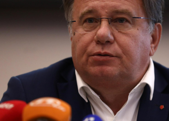 I-RO-NI-JAAA…,  TI-DA- BU- DI- BU- DA! Nikšić: Ne trebaju liti krokodilske suze u strahu kako ćemo mi nešto popustiti na štetu BiH