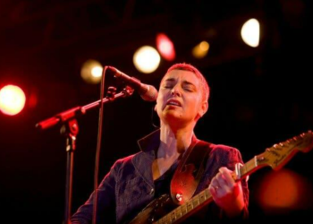 IRSKA SE OPRAŠTA OD SINEAD O'CONOR: Dženazu je predvodio šejh Umar Al-Qadri