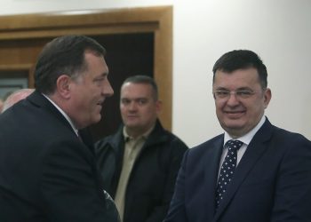 SRPSKE TRICE I BOŠNJAČKE KUČINE: Evo kako je Dodikov ‘terminator’ ovladao carinskim sektorom: Počistio je Bošnjake, a doveo svoje Srbe!