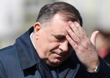 POKER ZA VLAST VOŽDA BOSANSKIH SRBA Mappes-Niediek: Dodik nije tako čvrsto u sedlu kako se čini