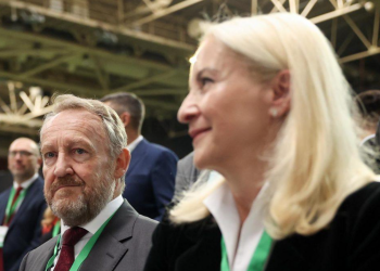 JA HAMAS, A TI FATAH: Šta je opasnije po Bosanske Muslimane – Izetbegovićeva antizapadna, ili Konakovićeva prozapadna politika?!