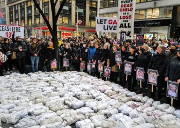 PROTEST KAO POVORKA U CRNINI: Demonstranti u New Yorku traže kraj izraelskog genocida u Gazi