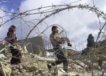 DAVIDOVA ZVIJEZDA KAO SVASTIKA  Gelender: Nakon Palestinaca, sljedeća žrtva cionizma je jevrejska vjera