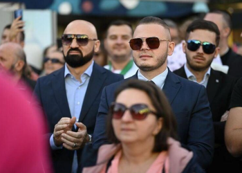 GIGANT RAMO GLUMI MURPHYEVOG “BIJESNOG PSA“: Reality show Isaka kroz estradizaciju javnih funkcija