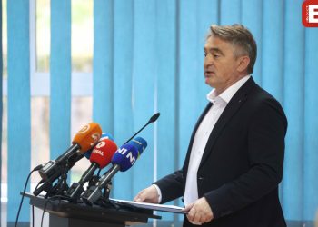 KONAČNO PRIZNANJE DA JE AVNOJ MIT: Da se Komšić uvlačio u dupe strancima kao Konaković, postao bi gen-sek NATO-a!