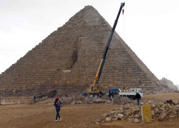 STRUČNJACI I JAVNOST OGORČENI ZBOG OBNOVE PIRAMIDE: ‘Bit će to projekt stoljeća, naš dar svijetu’