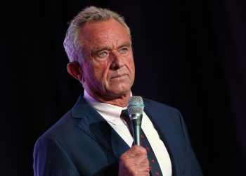 ONI SU ZASLUŽILI SPOMENIKE Kennedy: Ako uđem u Bijelu kuću, pomilovat ću Assangea i Snowdena