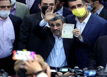 BIO ŠEF DRŽAVE, A POTOM ČOBAN: Bivši iranski predsjednik Ahmadinejad ide u predsjedničku utrku
