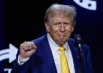 DONALD TRUMP, OSUĐEN, ALI NE I PORAŽEN Foley: Možda značajnija od presude bila je reakcija javnosti, koja je otkrila tragično slomljenu zemlju