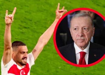 ERDOGAN BRANI SVOGA “SIVOG VUKA”: Zašto njemački dres ima orla, a francuski pijetla?