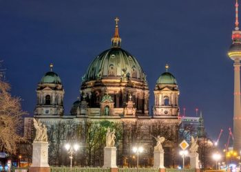 ZAŠTO JE BERLIN PRIJESTONICA RELIGIJA:  Sotine crkava i sedam džamija