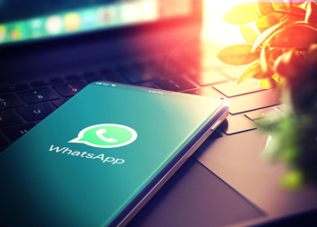 TO JE ŠPIJUNSKI SOFTVER Musk: WhatsApp svake noći izvozi vaše korisničke podatke
