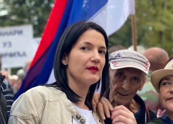 „POLITIČKA PROSTITUCIJA“ S KANDIDATSKIM LISTAMA: Smeta li to biračima i da li svjesno pristaju na ovakav vid manipulacije?