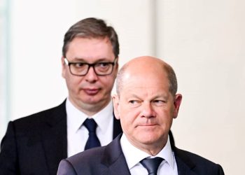 PODRŠKA BALKANSKIM FAŠISTIMA KANCELARU SE “OBILA O GLAVU”:  Uspon fašista trese Njemačku, Scholz u panici traži hitnu intervenciju