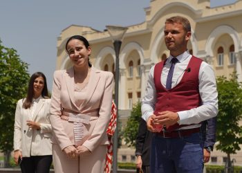 PATRIOTIZAM PLUS POPULIZAM JEST JEDNAKO PRIMITIVIZAM: Gradonačelnici i rat spomenicima u kampanji