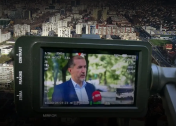 OVO JE BIO JEDAN RUŽAN „TROJKIN“ (HA)SAN : A sve je počelo kupovinom jednog električnog automobila