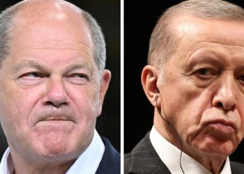 SULTANOV „VUČIJI POZDRAV“ ZA KANCELARA: Scholz u teškoj posjeti Erdoganu