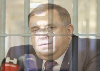 NEMORALNE PONUDE MU NUDE, SAMO DA GA NE OSUDE: Dodik u panici, sve usamljeniji i svjestan konačne presude