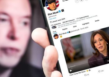 MUSKOVA ŠALA KOJA JE SMJEŠNA SAMO TUCKERU CARLSONU:„Besmisleno je ubiti Kamalu Haris… Morali bi kupiti novu lutku“