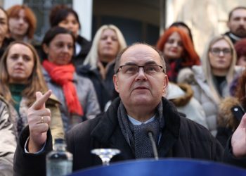 REIS IH NI PUŠKAMA NIJE USPIO ODBRANITI: Schmidt nametnuo odluku za finansiranje sedam ustanova od državnog značaja!