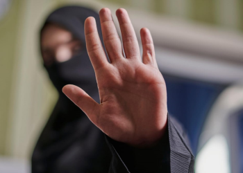 NE ŽELI VOZITI BEZ NIKABA: Muslimanka (46) pozvala se na vjersku slobodu, ali dobila je kategoričnu zabranu