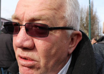 NEZVANIČNI IDEOLOG TROJKE TRAŽI SMJENU FORTE Kazaz: Najbolje bi za NS bilo da smijeni predsjednika. U protivnom,  birači će joj okrenuti leđa