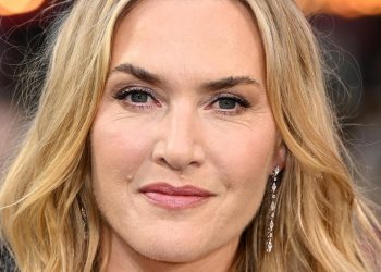 AMERIČKI MEDIJI SU TITANICI LAŽI: CBS cenzurirala referencu na Gazu’ u intervjuu Kate Winslet