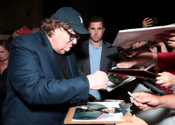 FILMSKO ČUDO IZ GAZE: Michael Moore podržava film iz Gaze ‘From Ground Zero’ u vrijeme prikazivanja u SAD