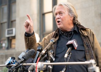 STREPITE! Bannon: Muskov novac pomoći će nam da Europu učinimo oazom populizma