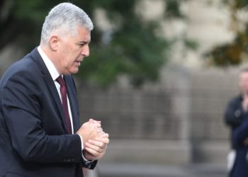 STOŽERNIK „KLEPIO UŠIMA“: Čović će morati prihvatiti proevropsku opoziciju iz Banja luke