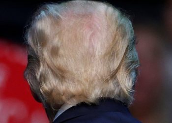 AMERIKA NA RUBU EKONOMSKOG SLOMA Foley: Trumpu je popularnost već pala, mogao bi se, poput Ikara, pripremiti za nagli pad