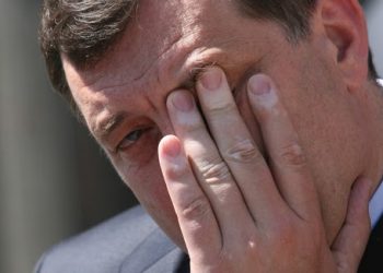DODIK ĆE ZAVRŠITI KAO DRAGAN DABIĆ:  Od velikog baje do čovjeka koji ‘zaskače’ lidere na konferencijama, a granicu vlastite države prelazi kao migrant