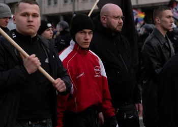 NJEMAČKA I AUSTRIJA POUKA SU ZA SVE: Ekstremizam kvasa u društvima koja su vodili paradni antifašisti i lažne žrtve