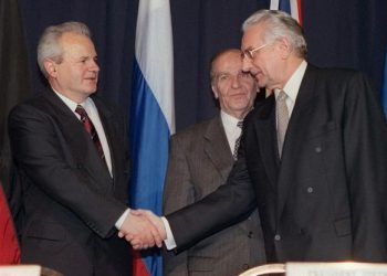 HALO, JEL TO FRANJO? Poseban telefon kojim su Tuđman i Milošević krojili Balkan