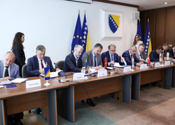 JESU LI TROJKA I OPOZICIJA IZ RS FORMULA ZA USPJEH: Platforma kao ideja ozbiljnije političke prakse i napuštanja kafanskog stila