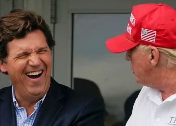 KOLAPS AMERIČKOG IMPERIJA: Tucker Carlson okomio se na Trumpa zbog Irana, ovaj je pobjesnio