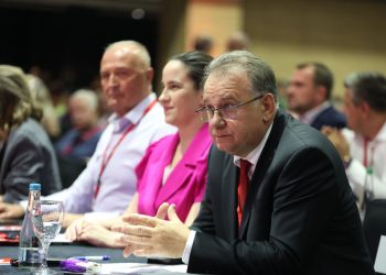 NEKA NASLIJEDIO SAM SEBE:  Kako je Nikšić bošnjačku ljevicu podredio hrvatskoj desnioci
