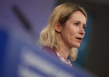 ZAŠTO ŠEFICA VANJSKIH POSLOVA EU MORA OTIĆI Carnelos: Pod nadzorom tandema Kallas i Von der Leyen EU je postala potpuno nebitna na svjetskoj sceni